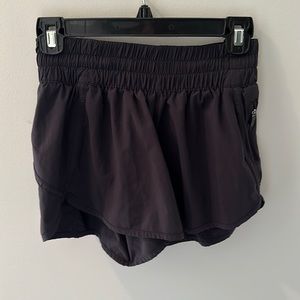 Sz 6 4” inseam black lululemon running shorts